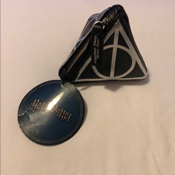 Warner Bros. Accessories - NWT Harry Potter Deathly Hallows Coin Purse